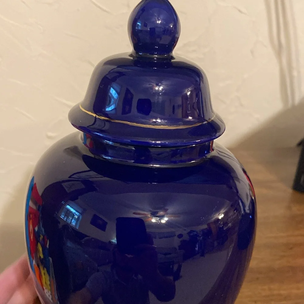Vintage Japanese Ginger Jar w/ Lid Cobalt Blue with Peacock Bird & Floral 9” - Picture 13 of 15